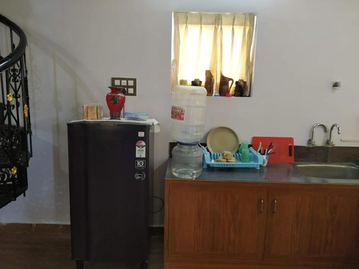 Waves Beach House Pondicherry Bagian luar foto