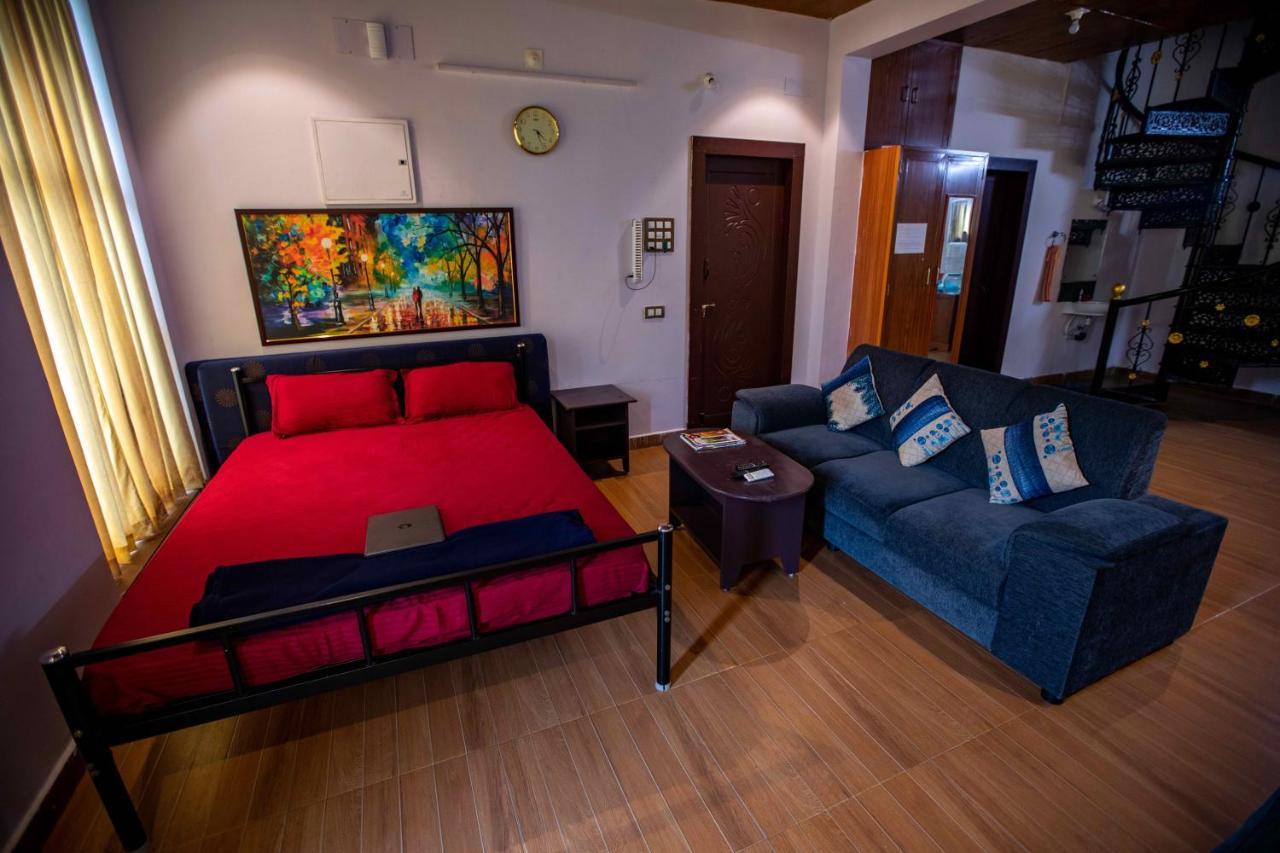 Waves Beach House Pondicherry Bagian luar foto