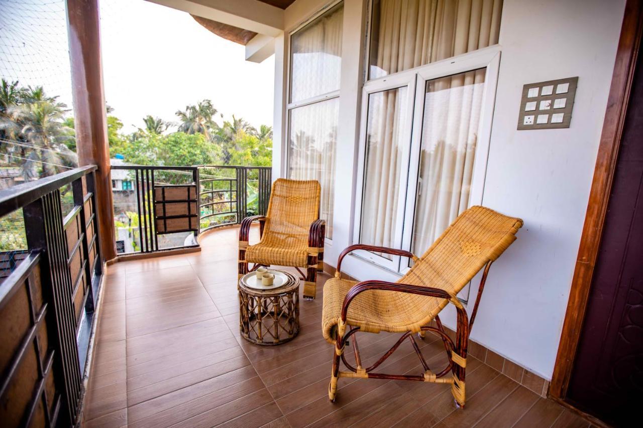 Waves Beach House Pondicherry Bagian luar foto
