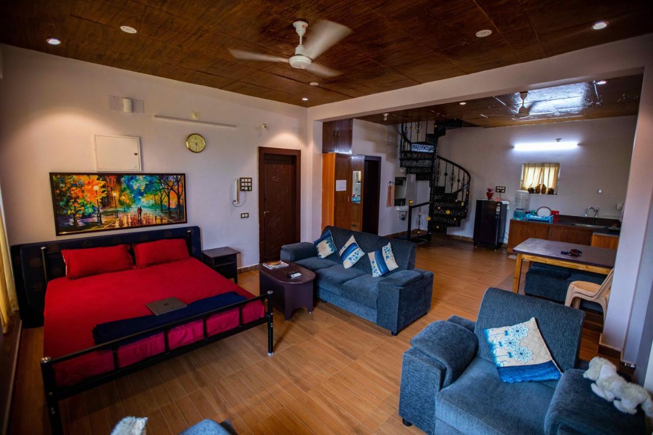 Waves Beach House Pondicherry Bagian luar foto