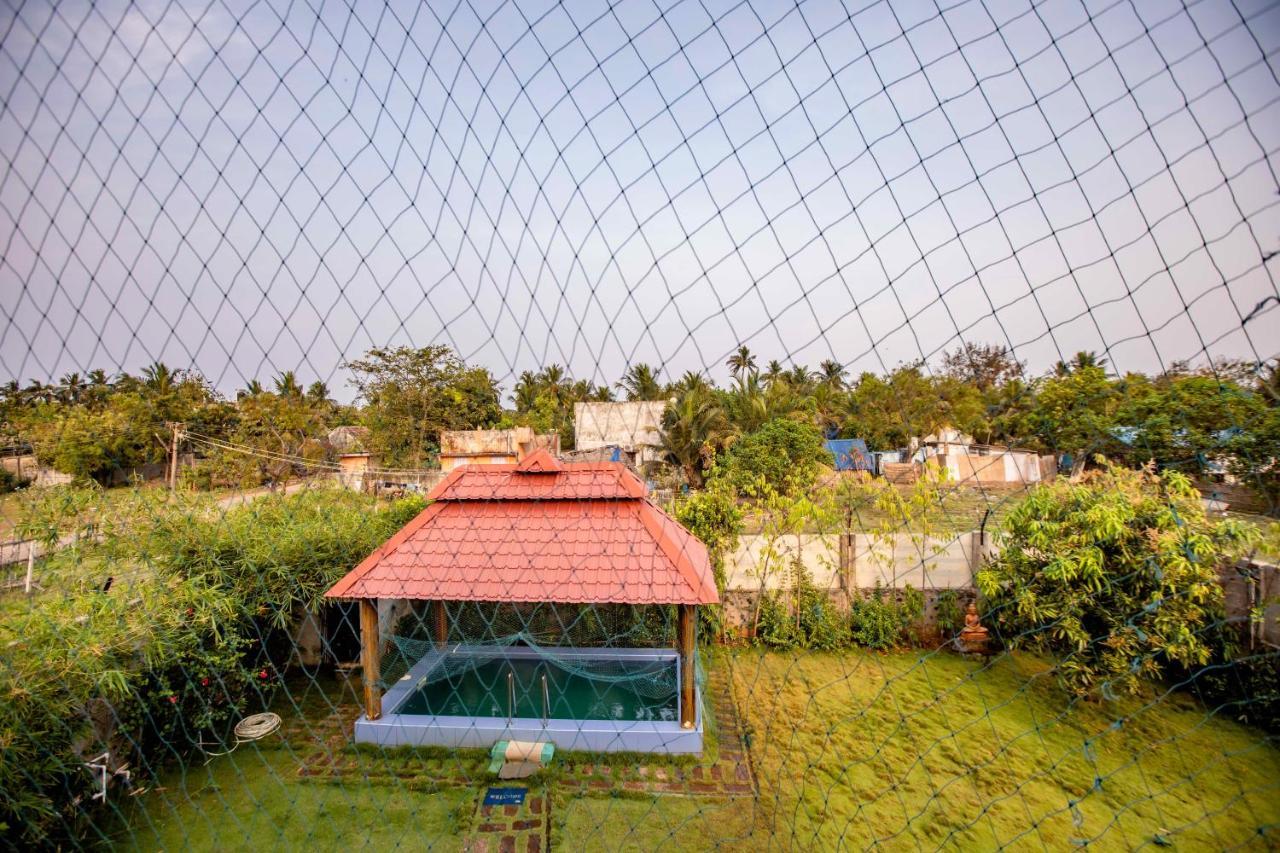 Waves Beach House Pondicherry Bagian luar foto